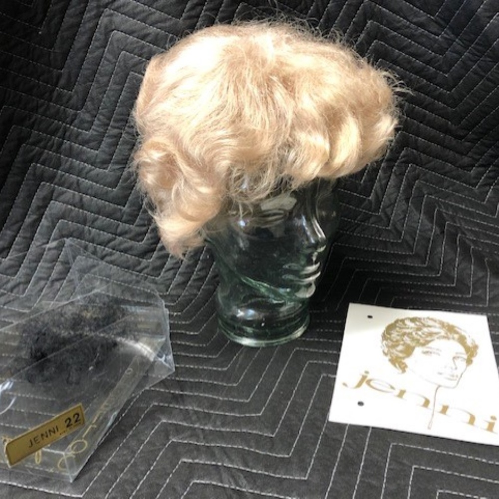 Vintage Wig JENNI Celebration
